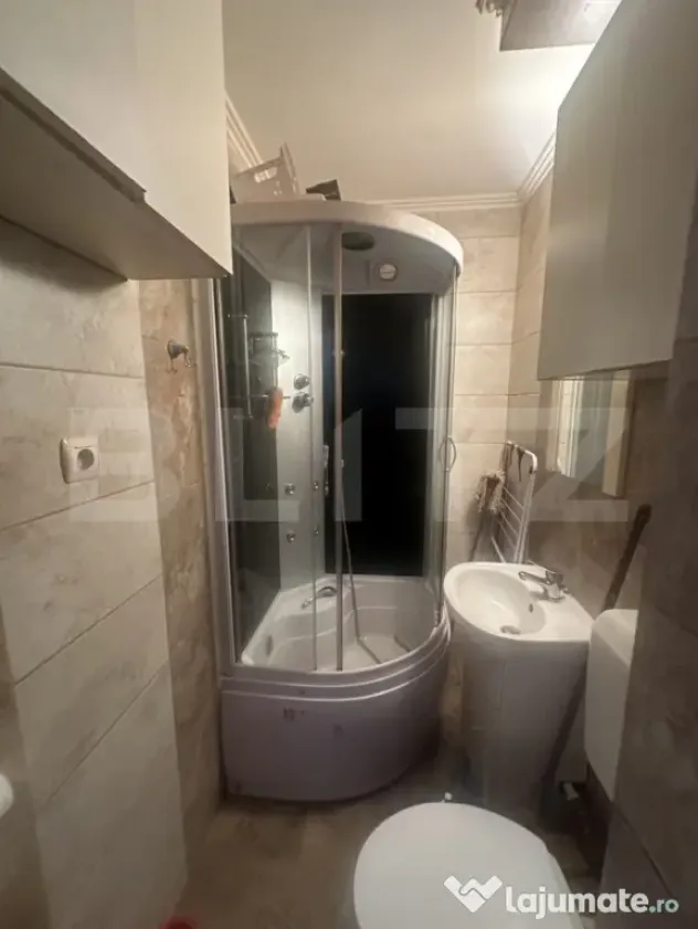 Garsoniera, 23 mp, zona Soarelui