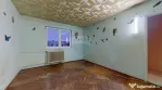 Apartament 3 camere de vânzare, necesită renovare, Săcele