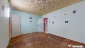 Apartament 3 camere de vânzare, necesită renovare, Săcele