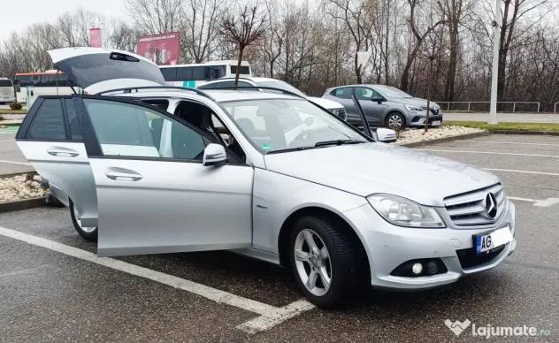 Mercedes Benz C 180 CGI Facelift Blue Efficiency-variante auto 4X4 - Pitesti (Arges)