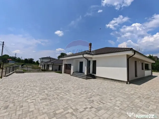 Casă modernă la cheie în Baia Sprie – 892 mp teren