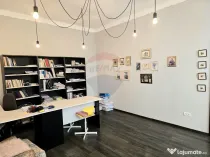 Spațiu birouri de închiriat în zona Central, parcare i...