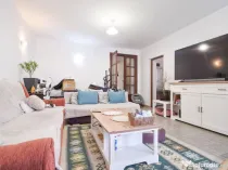 Casă 11 camere cu livadă pe Strada Republicii, Dragomir...