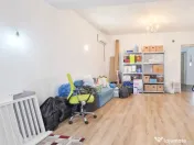 Casă 11 camere cu livadă pe Strada Republicii, Dragomir... 