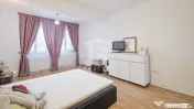 Casă 11 camere cu livadă pe Strada Republicii, Dragomir... 