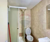 Casa cu 2 camere si teren 4887mp de vanzare in Dabaca 