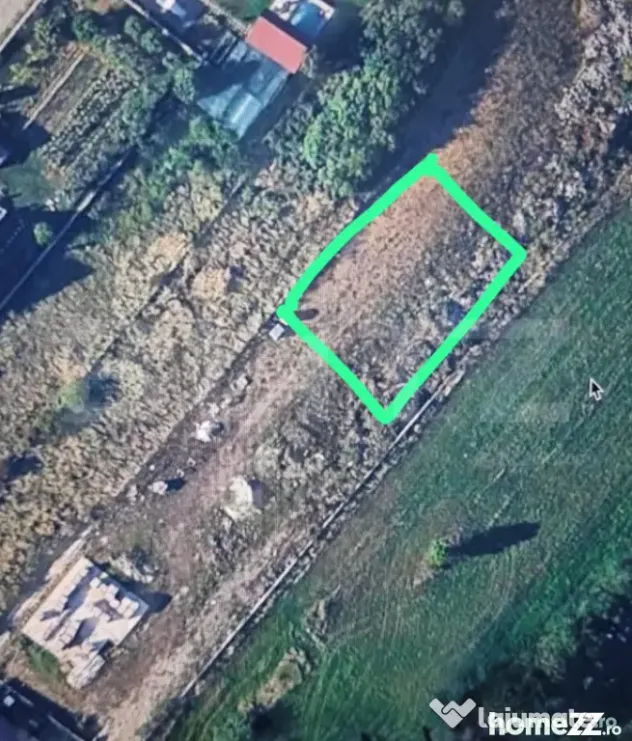 Teren intravilan 500 mp cu toate utilitățile, zonă liniș