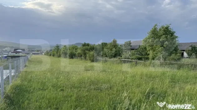 TEREN INTRAVILAN ZONA UNIREA AERODROM