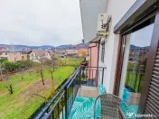 Apartament pe 2 niveluri de vânzare Victoriei 