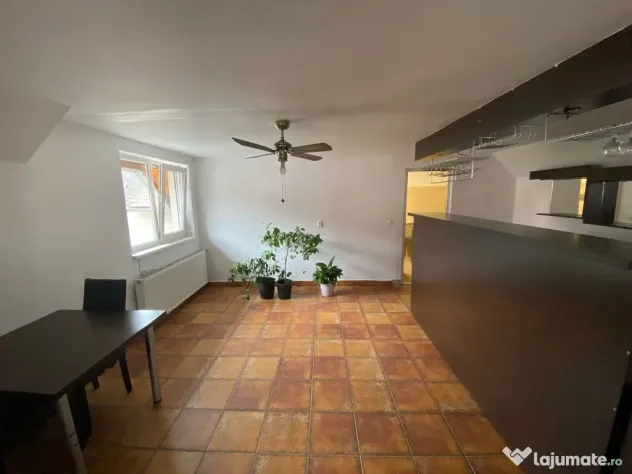Spațiu comercial versatil în zona Primăriei Florești – 90 mp