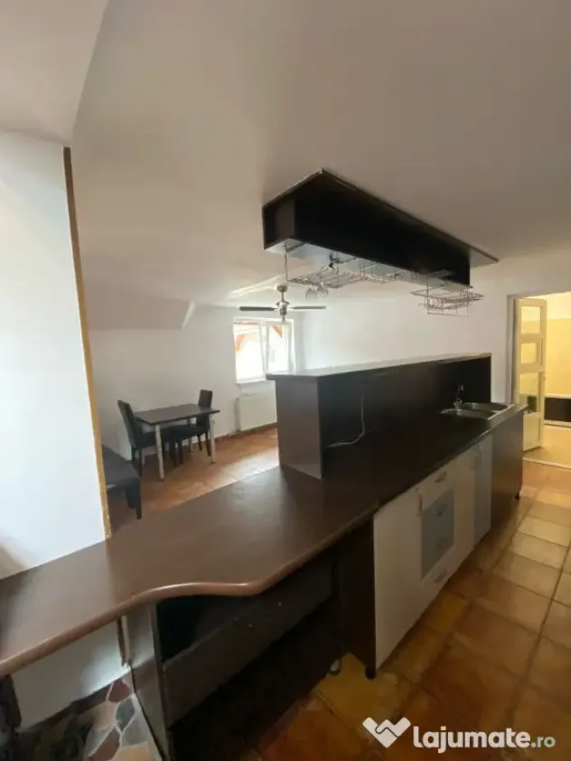Spațiu comercial versatil în zona Primăriei Florești – 90 mp