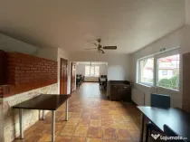Spațiu comercial versatil în zona Primăriei Florești – 90 mp