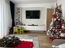 Apartament 2 camere , decomandat - zona Tractorul