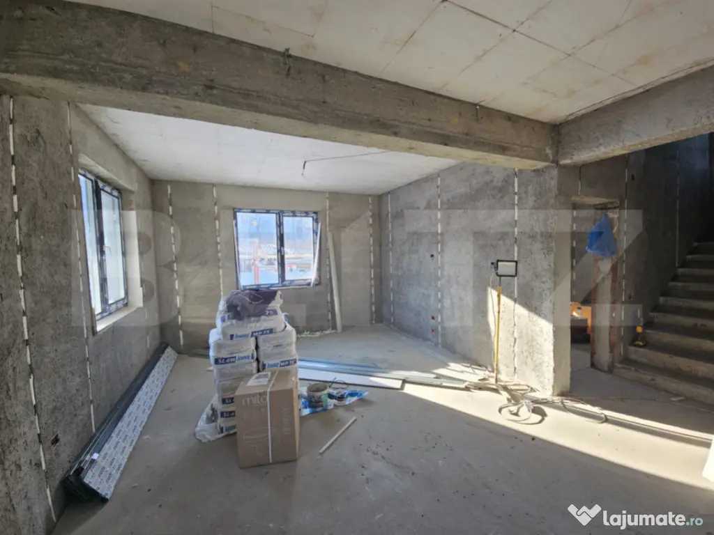 Casa 5 camere, 115 mp, zona Valea Adanca