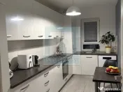 Apartament 2, 5 camere, decomandat, Avantgarden Bartolome... 