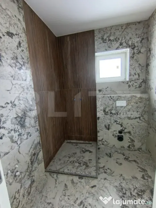 Apartament cu 3 camere, in suprafata, de 85 mp