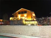 Vila Exclusivista P 2E M zona Faleza Nord - Plaja Reyna 