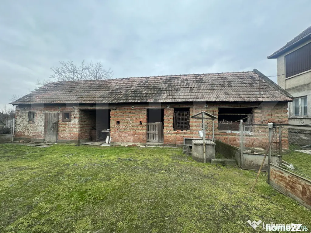 Casa tip P+E, 142 Mp utili, 1371mp teren, Paulesti
