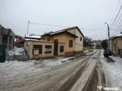 Casă de Vis de Vânzare – Eleganță și Confort zona cen 