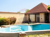 Casă modernă și spațioasă cu piscină,saună și sal... 