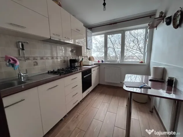 Apartament 2 camere Renovat Total, zona Garii. Suprafata 48m