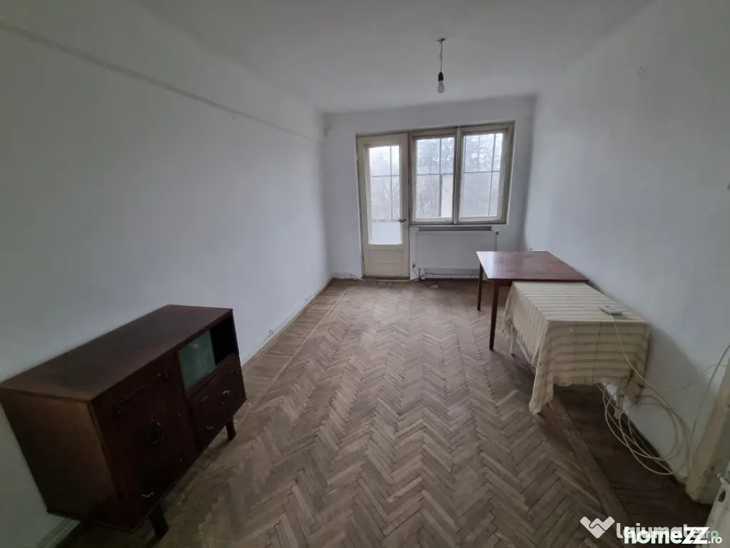 Ultracentral- Hotel Decebal- 2 camere, cu centrală termică