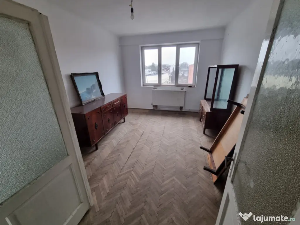 Ultracentral- Hotel Decebal- 2 camere, cu centrală termică