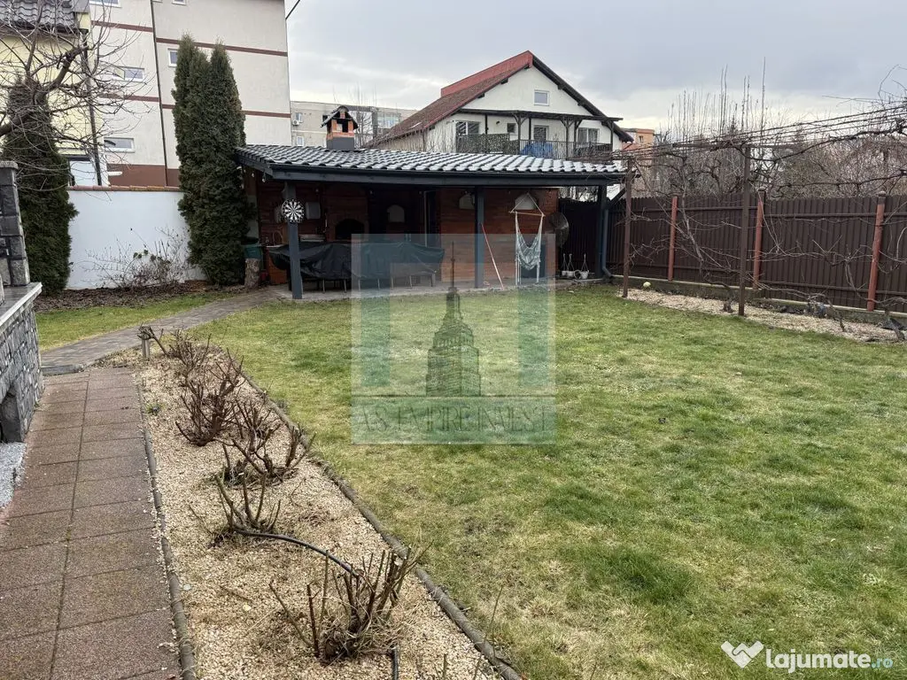 COMISION 0% Casa/Villa 9 camere, singur in curte-zona Tra...