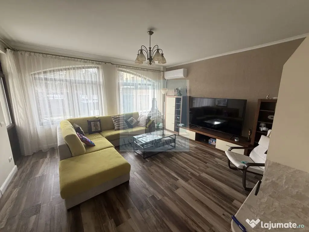 COMISION 0% Casa/Villa 9 camere, singur in curte-zona Tra...