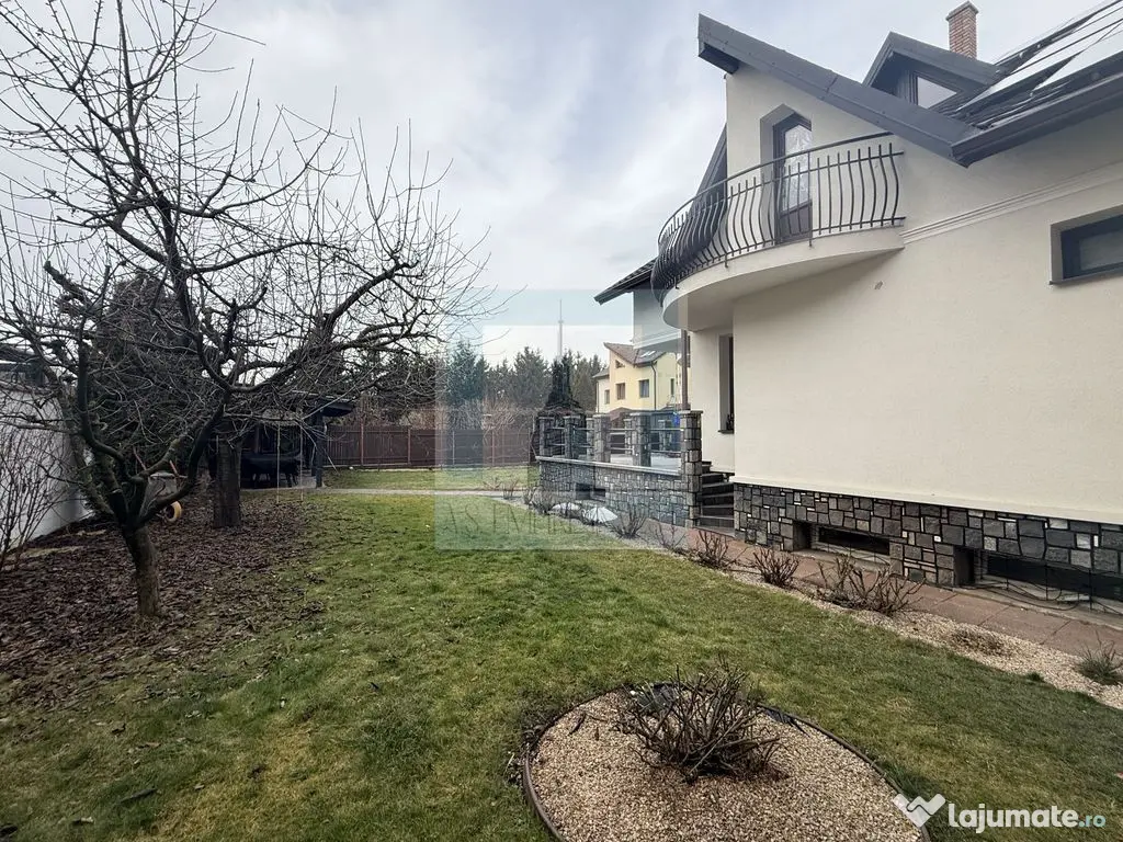 COMISION 0% Casa/Villa 9 camere, singur in curte-zona Tra...