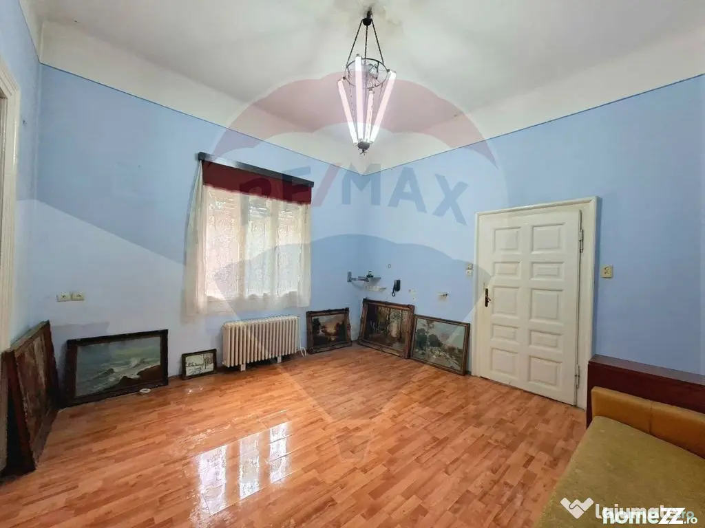 Proprietate centrală Arad, cotă teren mare, acces auto