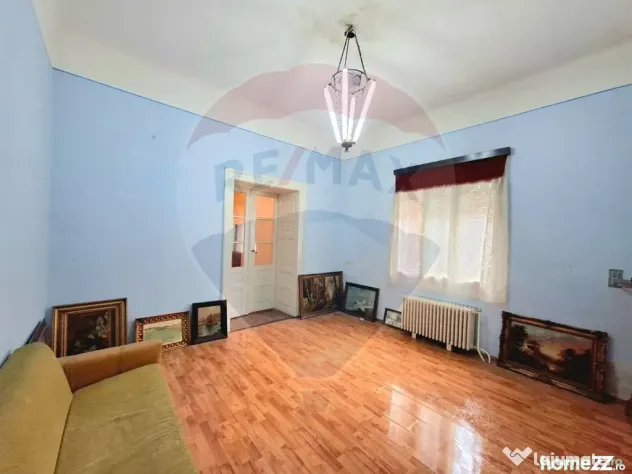 Proprietate centrală Arad, cotă teren mare, acces auto