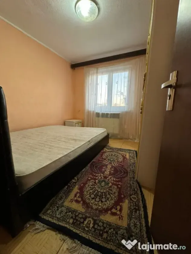 - Apartament 2 camere confort 2, Viziru 1, etaj 3.
