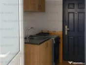 Camera de camin cu baie si bucatarie, centrala proprie, etaj 1/4! 