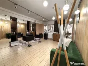 Spatiu 8 camere, 24 parcari si curte 900mp, in Brasov 