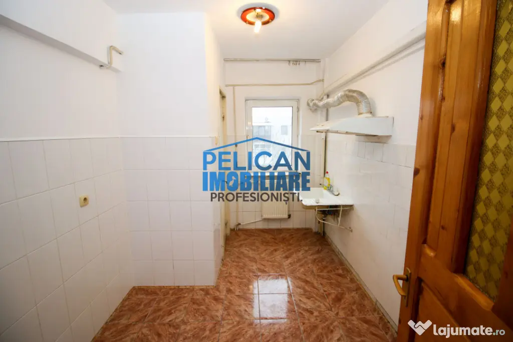 PIATA NOUA, 2 CAMERE, DECOMANDAT