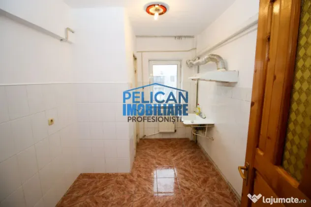 PIATA NOUA, 2 CAMERE, DECOMANDAT