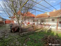 Casa cu 3 camere și un teren în suprafață de 900 mp