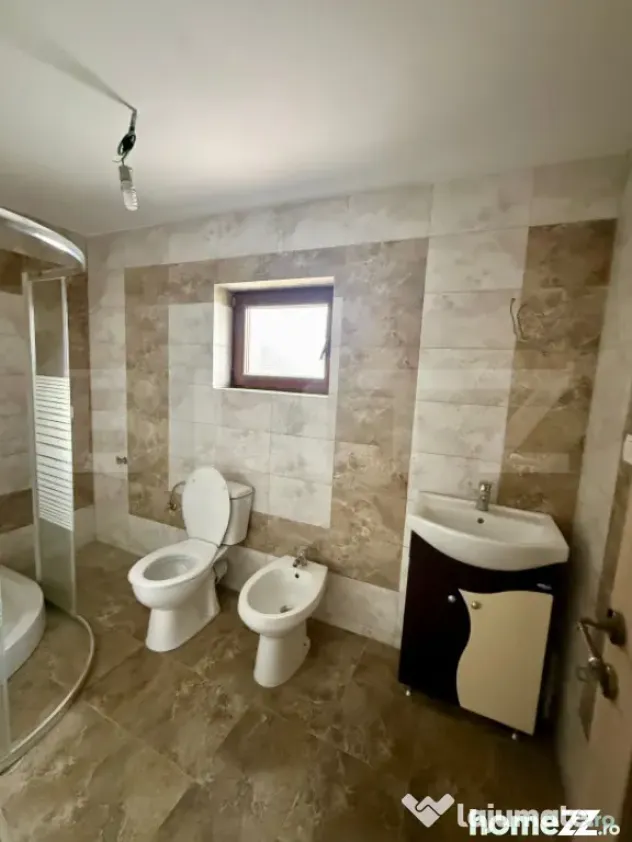 Casa de vanzare, 94 mp, Valea Voievozilor
