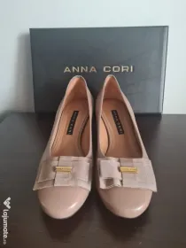 Pantofi noi Anna Cori