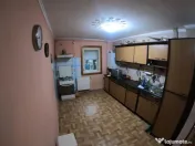 Apartament de 3 camere, 73 mp decomandat la parter inalt 