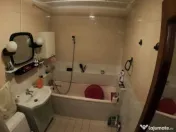 Apartament de 3 camere, 73 mp decomandat la parter inalt 