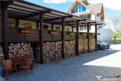 Langa Castelul Bran: Pensiune restaurant transfer afacer
