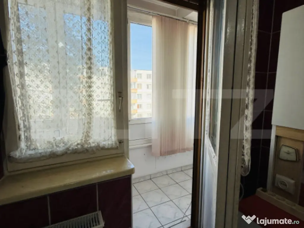 Apartament decomandat cu 3 camere – Bld Griviței | Zonă