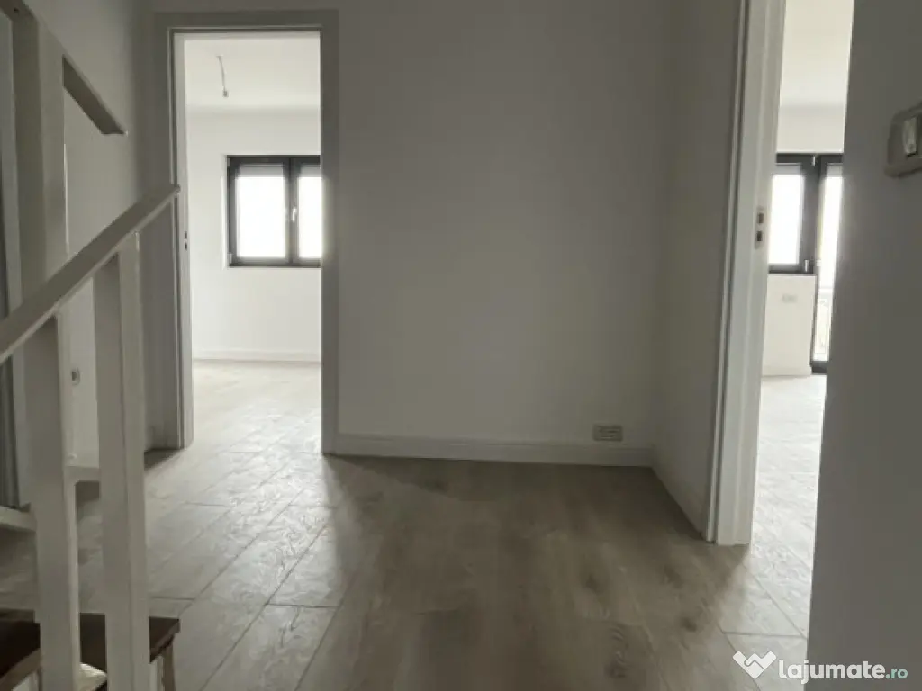 Vând duplex la cheie - suprafață utilă este de 110 m2 ,