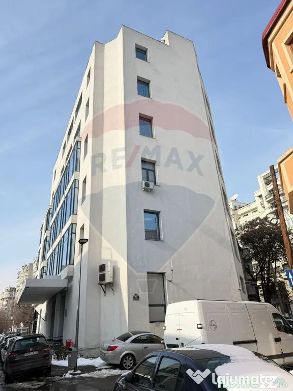 De vânzare în zona Unirii-Spațiu de birouri de 1,650mp