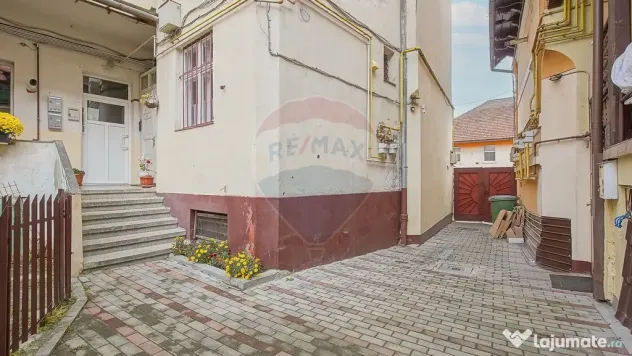 Apartament cu 2 camere de închiriat în zona Brasovul Vechi