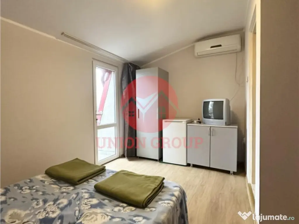 Pensiune 15 camere in a Doua Linie la Mare, zona Pescaria lu