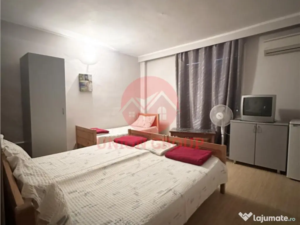 Pensiune 15 camere in a Doua Linie la Mare, zona Pescaria lu