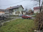 Garsoniera Savinesti spatioasa in zona curată 